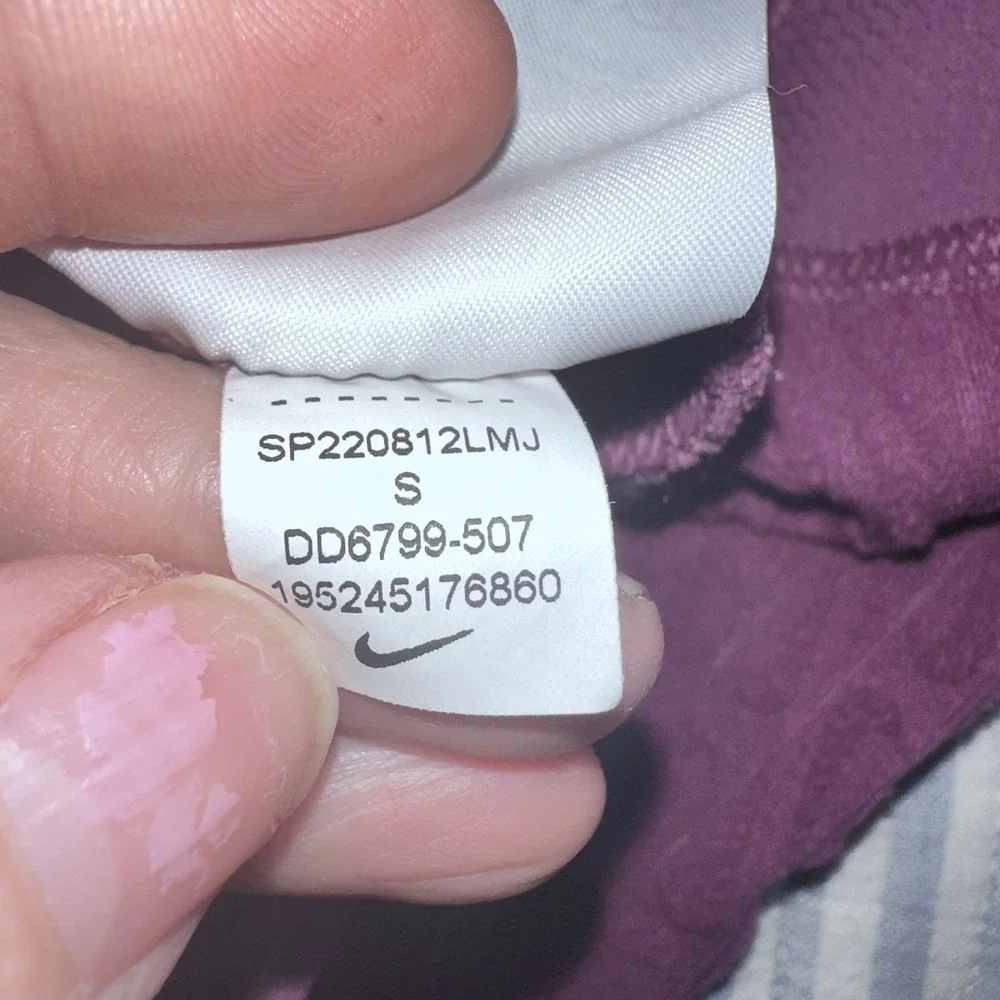 Nike Running Womens Therma-FIT‎ 1/2 Zip Pullover Purple Textured Top Small